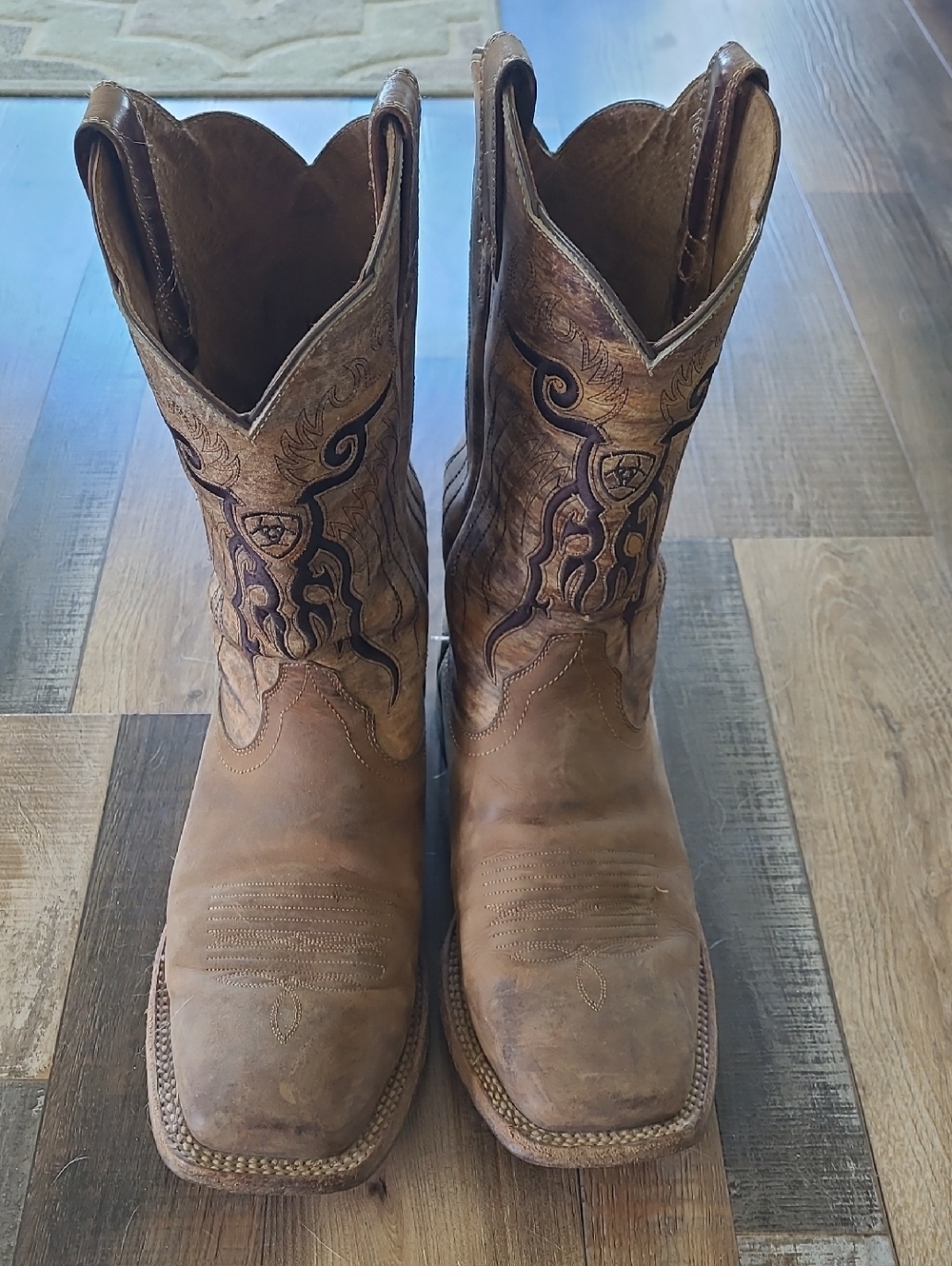 Ariat Tan Leather Cowboy Boots with Embossed Stitching